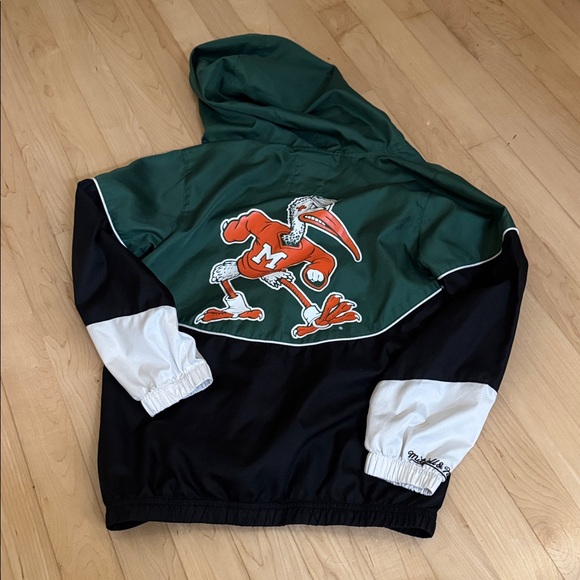 University of Miami Hurricanes - Vintage Inspired Windbreaker - Brand New - Picture 2 of 7